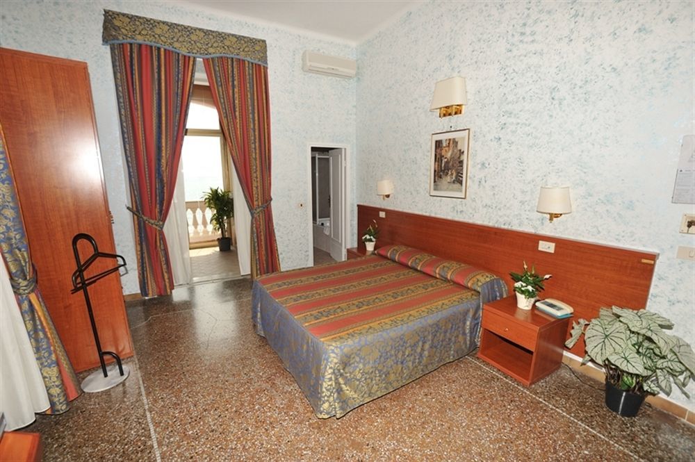 Miramare 3*